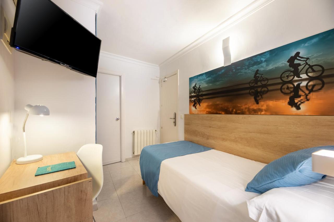Hotel Vibra Maritimo Ibiza-stad Buitenkant foto