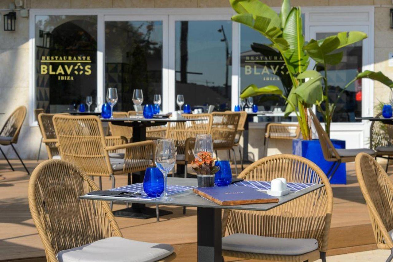 Hotel Vibra Maritimo Ibiza-stad Buitenkant foto