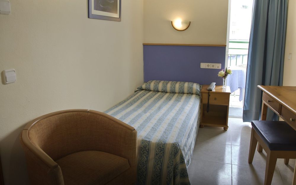 Hotel Vibra Maritimo Ibiza-stad Buitenkant foto